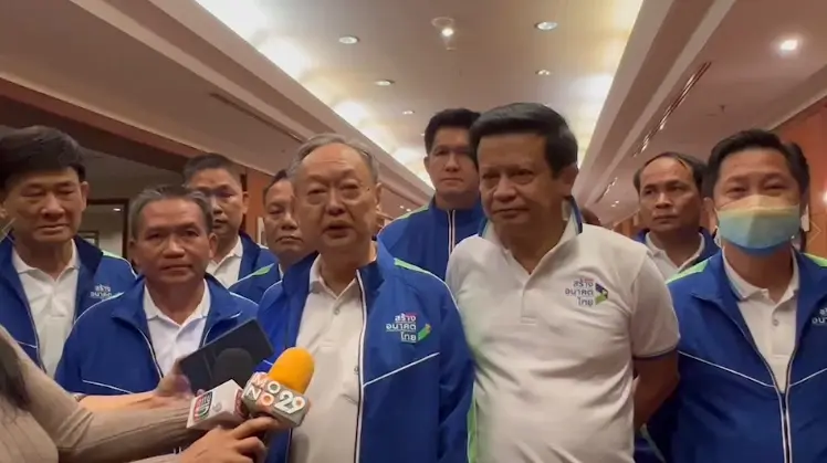 ดุเดือด! “สนธิรัตน์” ชี้ สนามการเมืองครั้งนี้ ดุเดือดเลวร้ายที่สุด