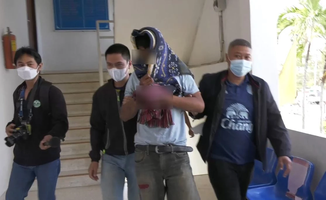 จับโจ๋เมากร่าง ดักฟันคนไม่เลือกหน้า สารภาพ แค้นถูกไล่ออกจากงานวัด