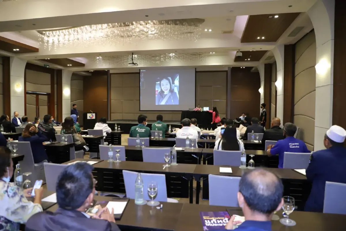 "สุดารัตน์"ลุยใต้ชูเขตเศรษฐกิจพิเศษ โกยเม็ดเงินเข้าประเทศ