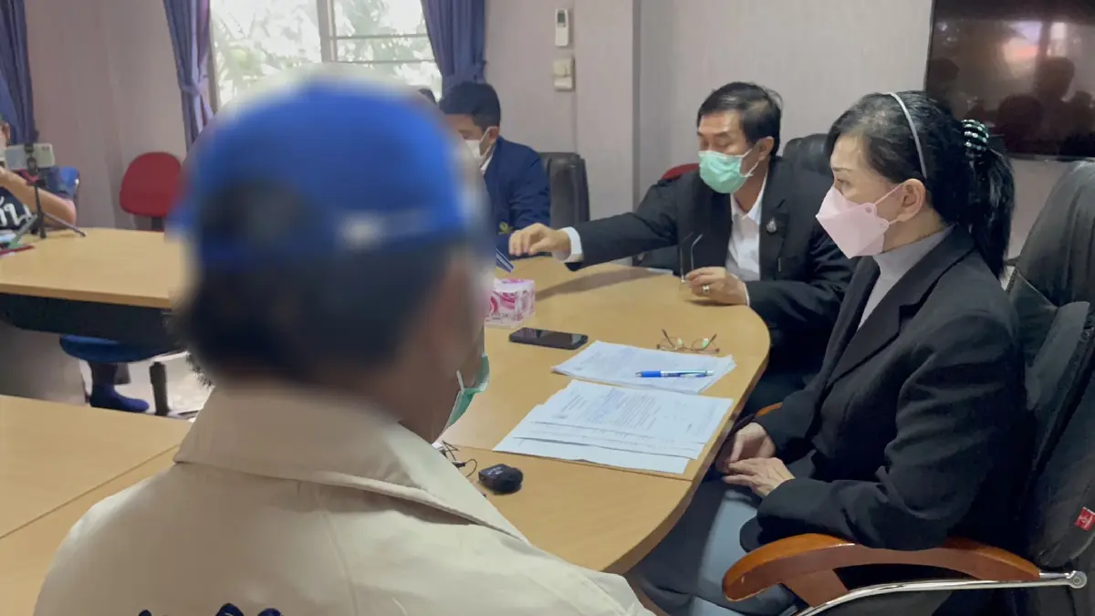 พ่อร้องปวีณา ลูกชาย ม.1 ขโมยน้ำชาเขียว ถูกเรียกเงิน 1 แสน แลกไม่ดำเนินคดี