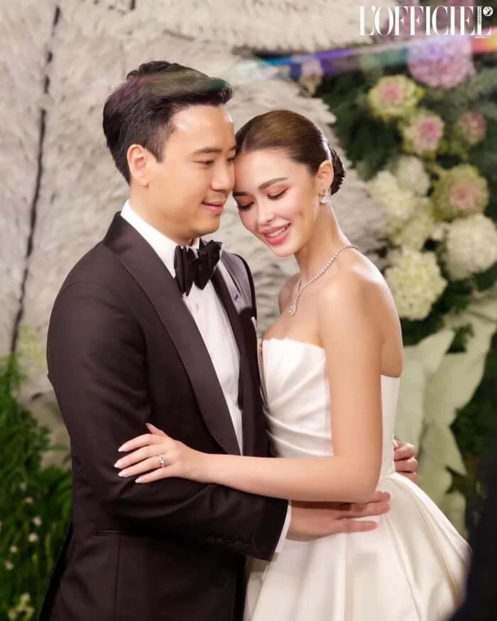 ภาพจากL'Officiel Thailand