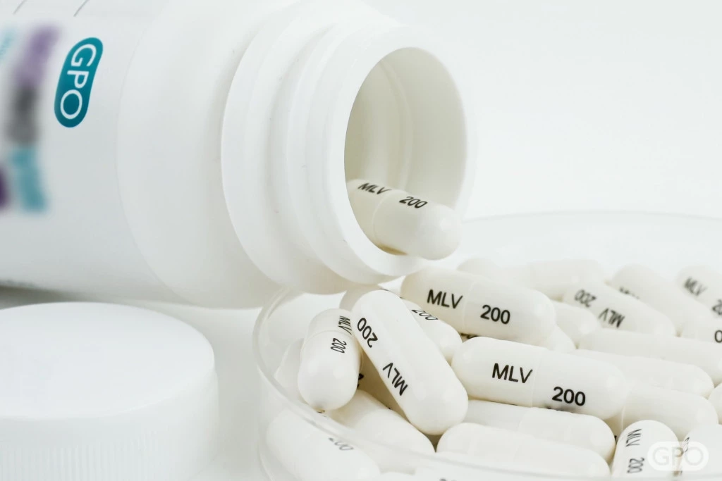 ชี้เป้า 8 ร้านขายยาโมลนูพิราเวียร์ ยาหลักรักษาโควิด-19