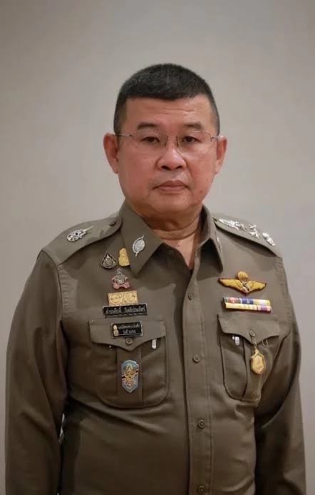 พล.ต.อ.ดำรงศักดิ์ กิตติประภัสร์ ผบ.ตร. 