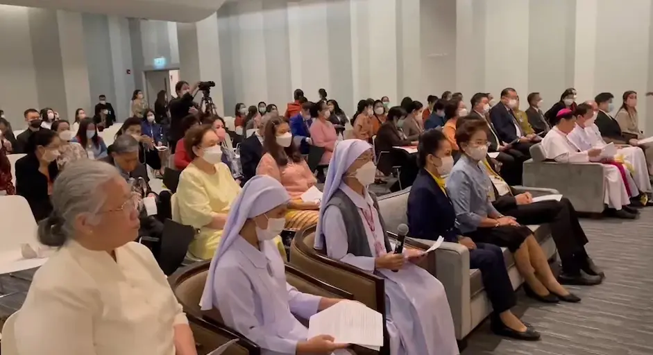 "สภาฯ" จัดพิธีถวายพระพร "พระองค์ภาฯ" ให้ทรงหายจากพระอาการประชวร