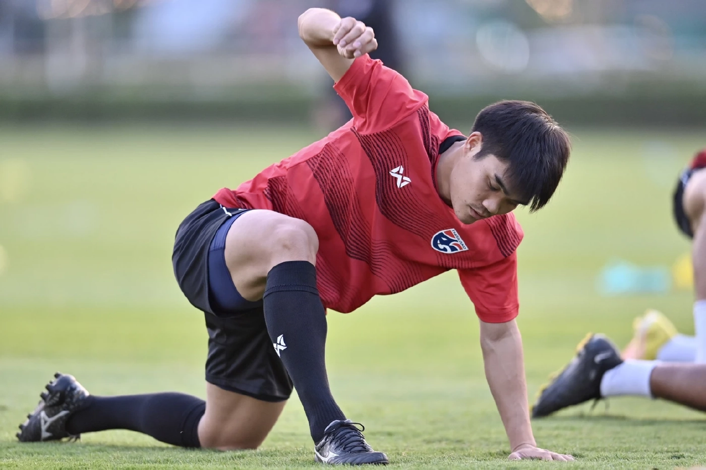 "ช้างศึก" คัมแบ็กซ้อมเตรียมดวลปินส์ "พีรดนย์" ยันมองผลงานทีมสำคัญกว่าส่วนตัว
