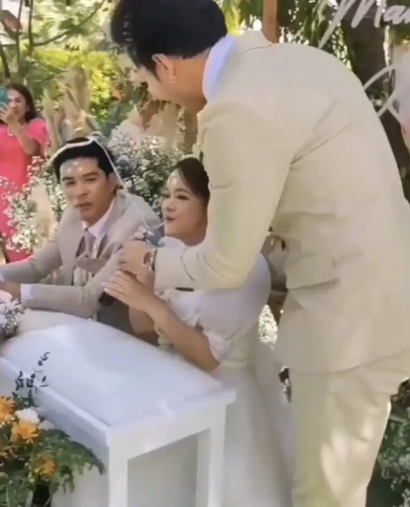 โย่ง อาร์มแชร์