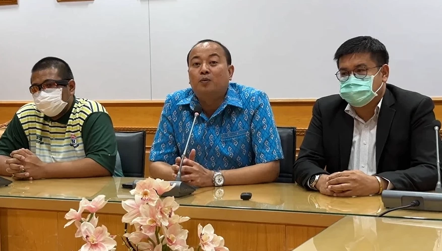 ดร.วัชรินทร์ โตขาว รองผู้อำนวยการ สำนักงานเขตพื้นที่การศึกษามัธยมศึกษาสมุทรปราการ