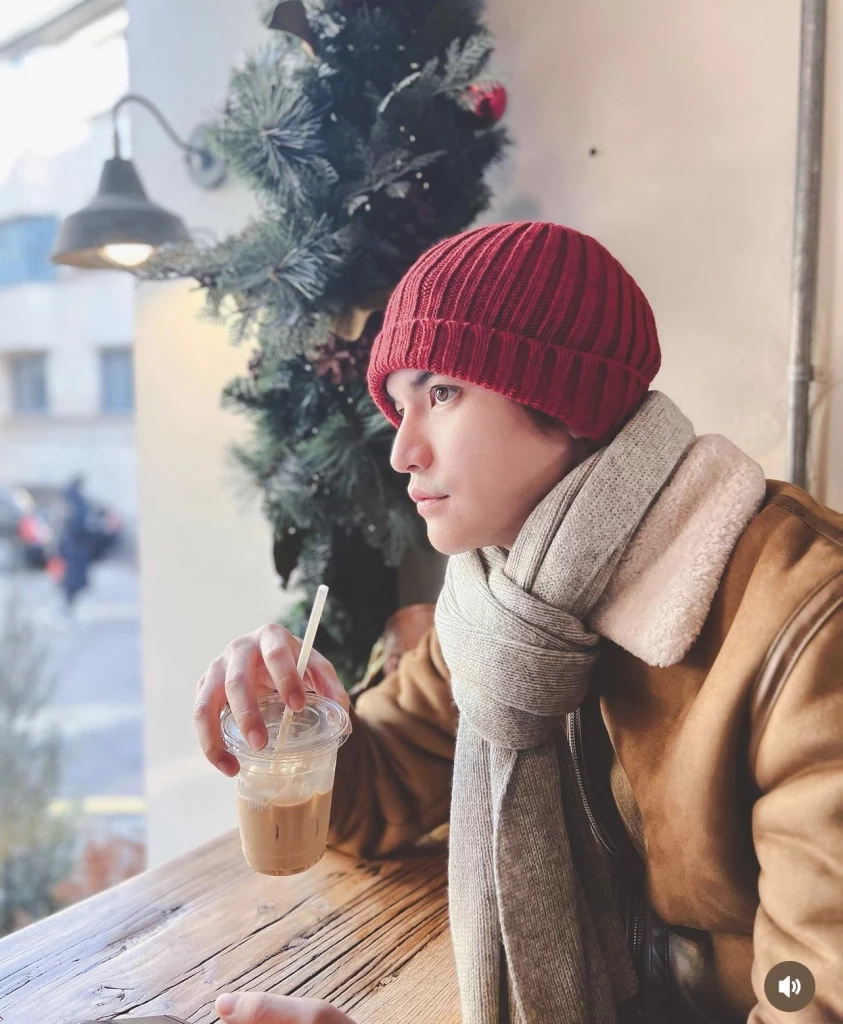 “เต๋า เศรษฐพงศ์” ควงแฟนสาวเที่ยวเกาหลี หวานส่งท้ายปีขยี้ใจคนโสด