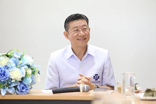 ทพ.อรรถพร ลิ้มปัญญาเลิศ โฆษกปชสช.