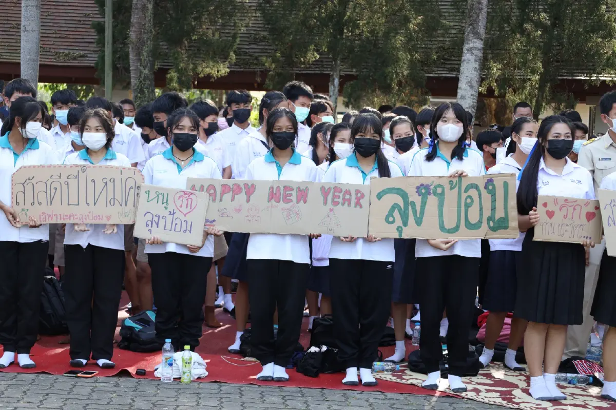 โดนใจ! ชาวบ้าน อวย "บิ๊กป้อม" พูดจริงช่วยจริง มีน้ำใช้ไม่แล้ง