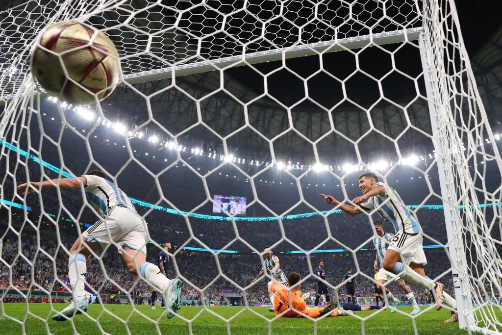 สรุปผลฟุตบอลโลก 2022 "อาร์เจนตินา" เข้าชิงทีมแรก