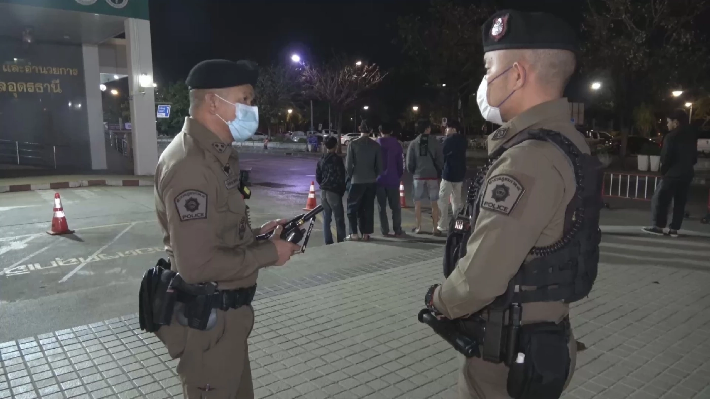 ตูมสนั่น! โจ๋เหิมบุกปาระเบิดปิงปอง-ชักปืนขู่คู่อริ ถึงหน้า รพ.อุดร