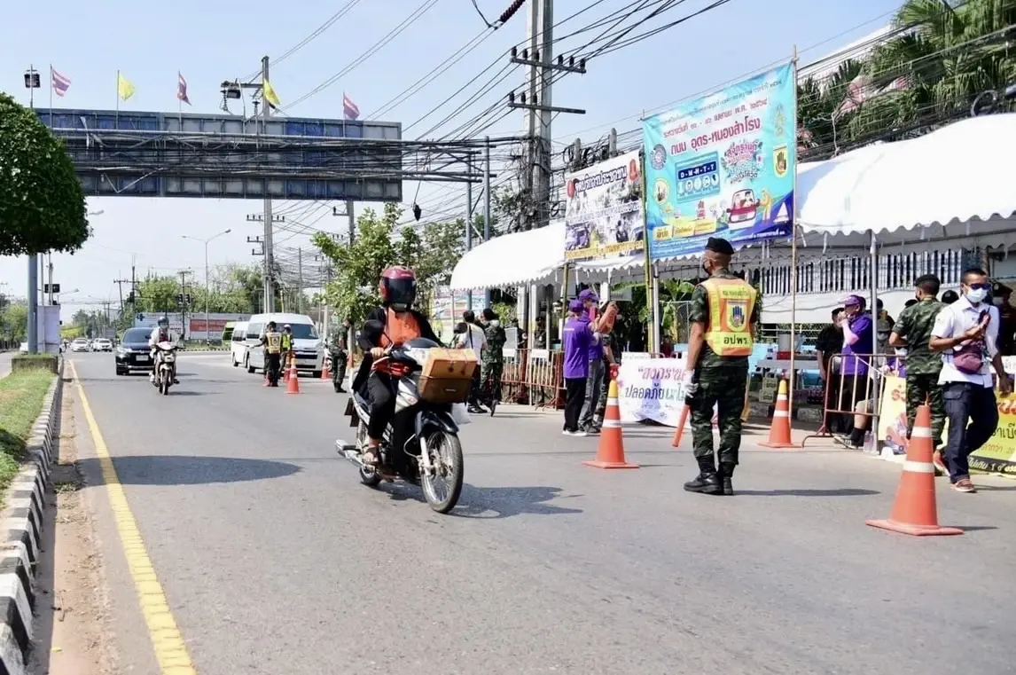 ผบ.ทบ. ย้ำทหารเข้มงวดสิ่งผิดกฎหมาย 24 ชั่วโมง ช่วงเทศกาลปีใหม่