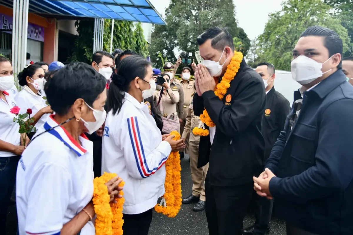 “ธนกร” มั่นใจคนใต้รัก “บิ๊กตู่” ซื่อสัตย์สุจริต ผลงานจับต้องได้