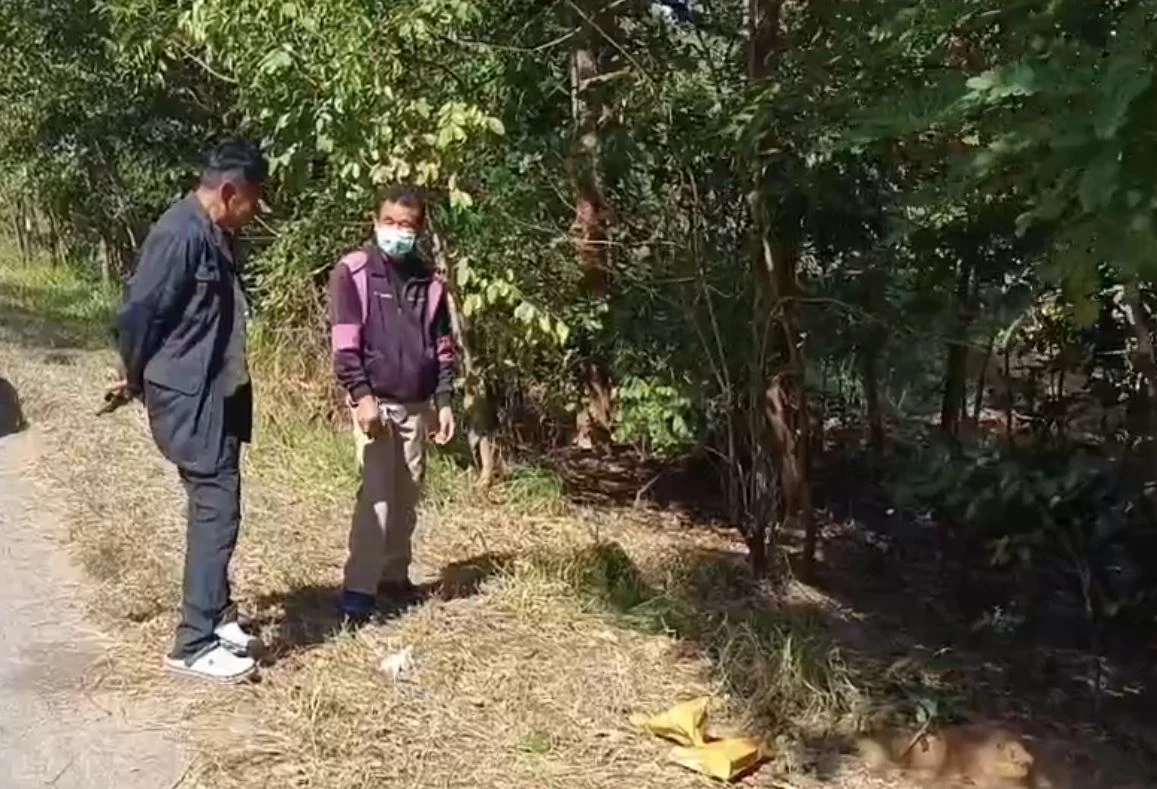 หมายจับอดีตสามีฆ่ารัดคอสาว ทิ้งศพป่าข้างทาง คาดปมแค้นถูกฟ้องหย่า