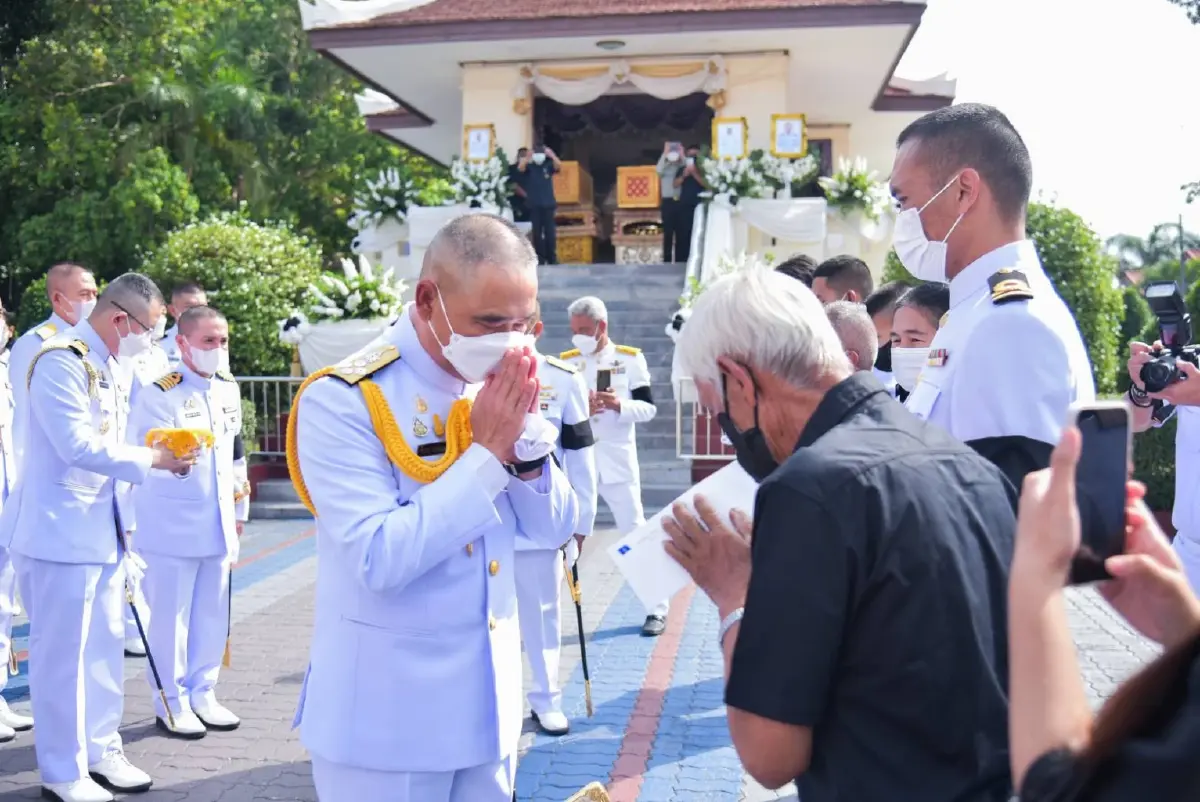 พลเรือเอก เชิงชาย ชมเชิงแพทย์ ผู้บัญชาการทหารเรือ