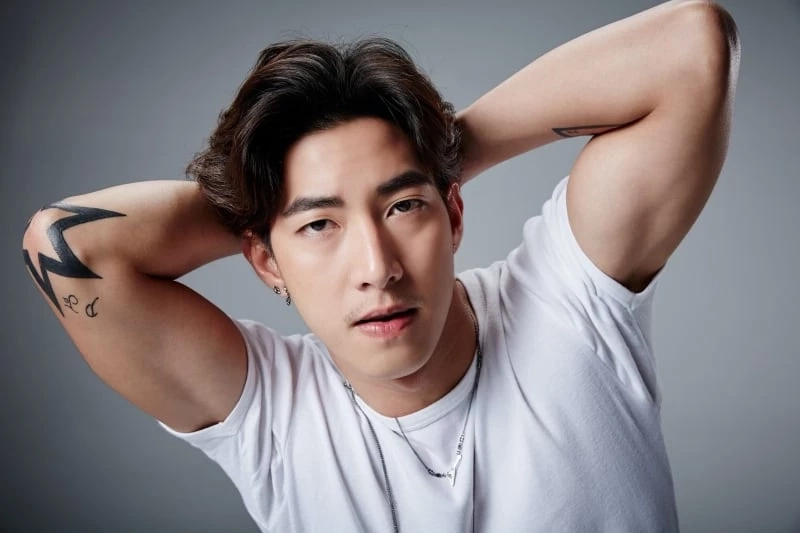 ‘โตโน่ ภาคิน’ โพสต์เล่าชีวิตปี 2022 วิถีร็อกแอนด์โรล ส่งท้ายคืนสิ้นปี