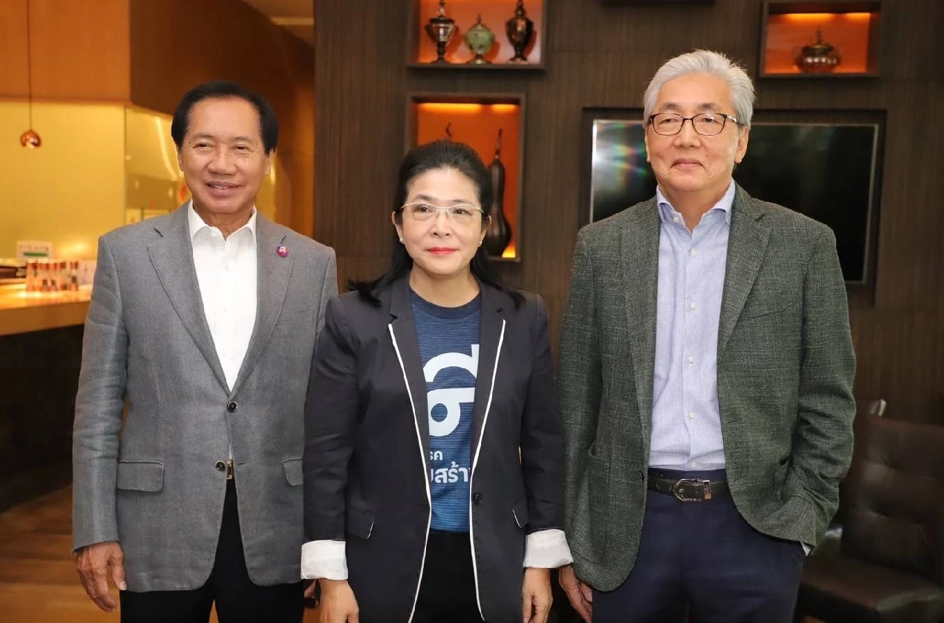 "สุดารัตน์ - สมคิด" จับมือเป็นพันธมิตร ยืนยัน ไม่ควบรวม 2 พรรค