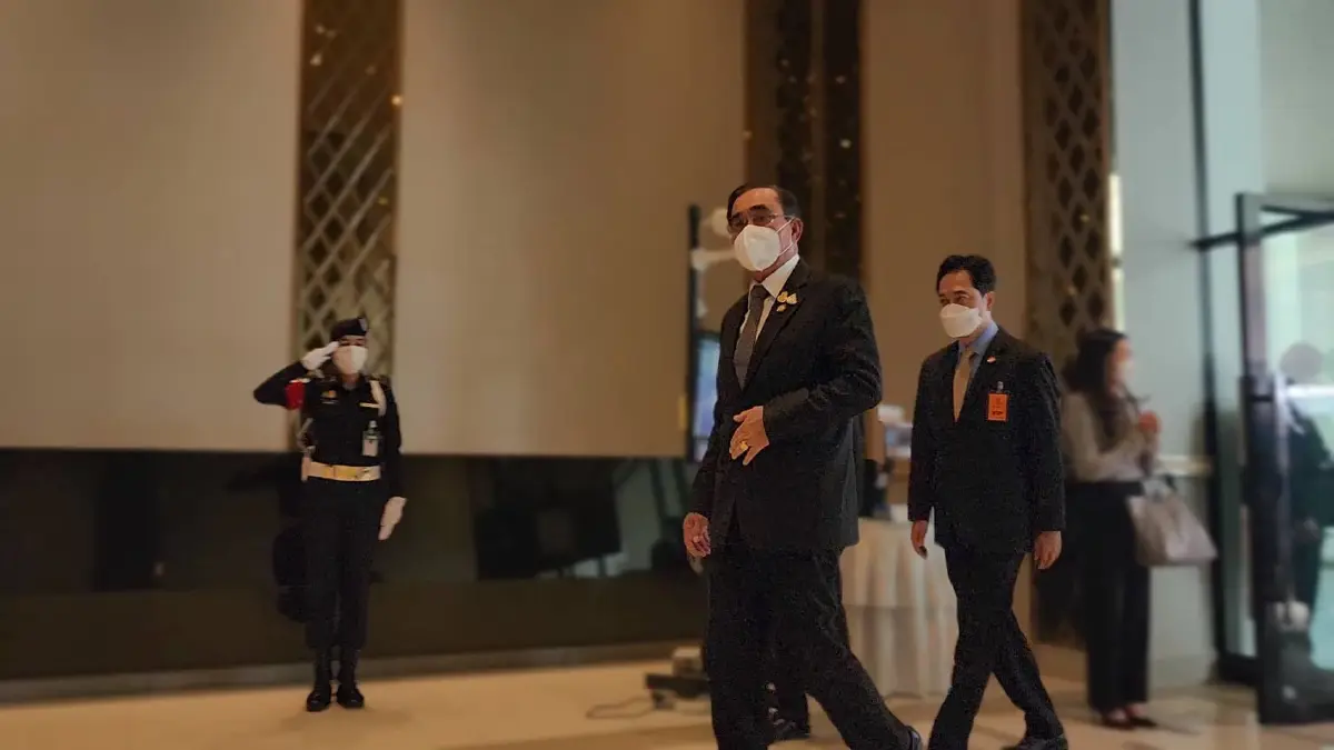  "ประยุทธ์" แย้มกลับมาตอบชัดเจนการเมือง หลังบินร่วม"ประชุมอาเซียน-ยุโรป"