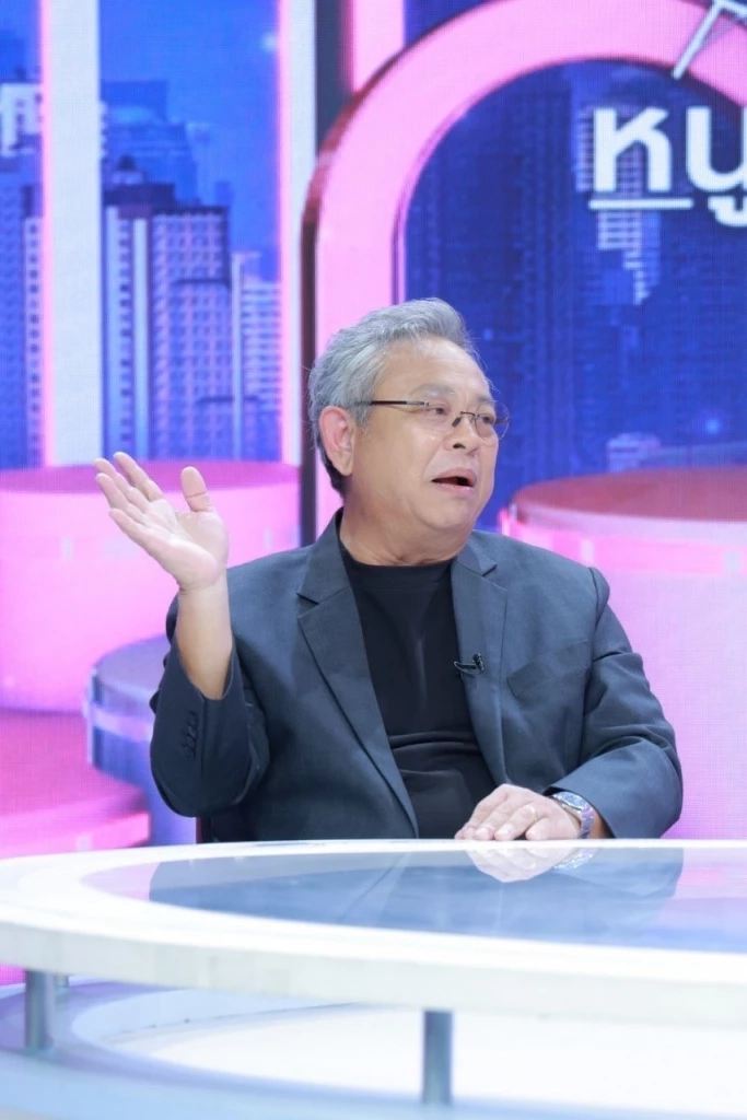 ป๋ากิ๊ก เกียรติ กิจเจริญ