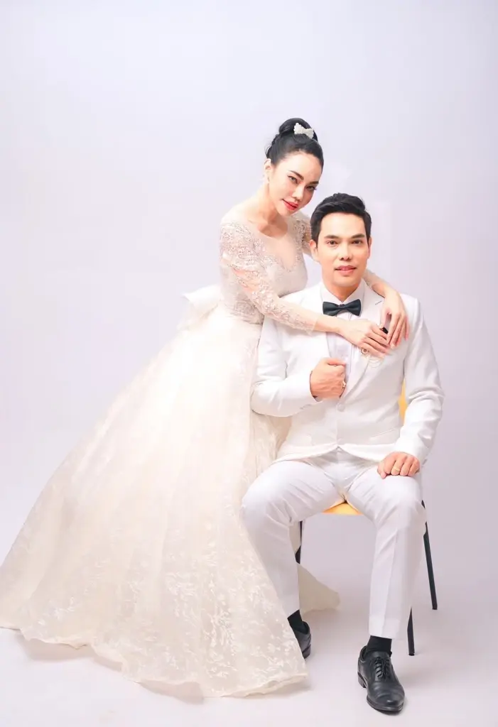 “เอ็มมี่ อมลวรรณ” ถ่ายพรีเวดดิ้งสุดหวาน ขอรักนี้ เป็นรักครั้งสุดท้าย