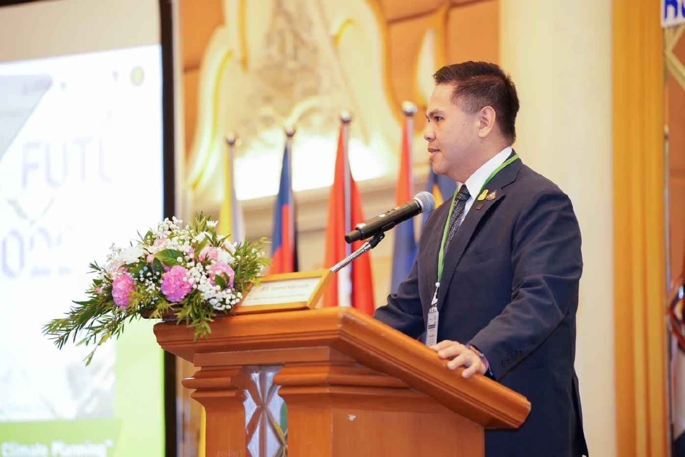 วราวุธ ศิลปอาชา รมว.ทรัพยากรธรรมชาติและสิ่งแวดล้อม