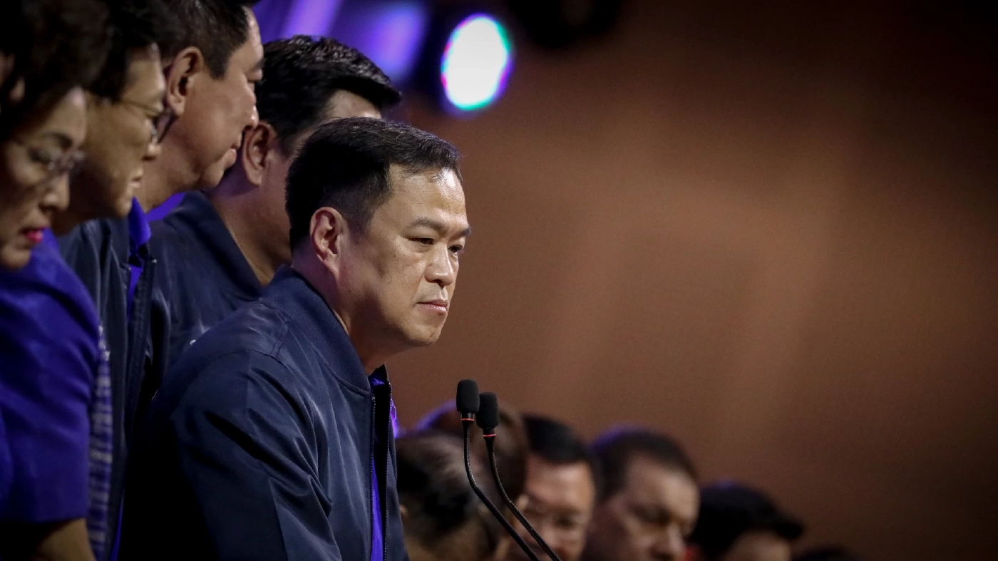 "เสี่ยหนู" ยกทัพภูมิใจไทย เปิดตัว 3 ผู้สมัคร ชูนโยบายเบอร์ 1 โลก