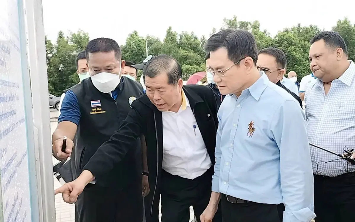 “จุรินทร์-นิพนธ์”บินด่วนเยี่ยมน้ำท่วมใต้ กำชับทุกจังหวัดเร่งระบายน้ำ