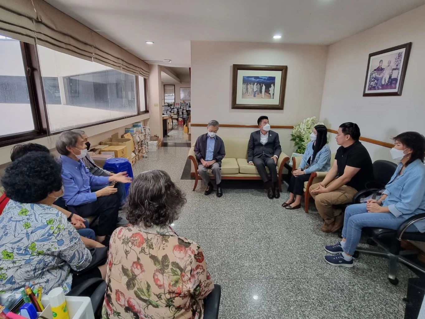 ตัวแทนผู้เสียหายจาก&quot;คดีประสิทธิ์ เจียวก๊ก&quot; ฉ้อโกงทรัพย์สิน เข้าพบ นายชวน หลีกภัย  ประธานสภาฯ