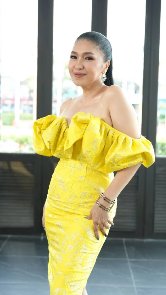 เอ้ ชุติมา นัยนา