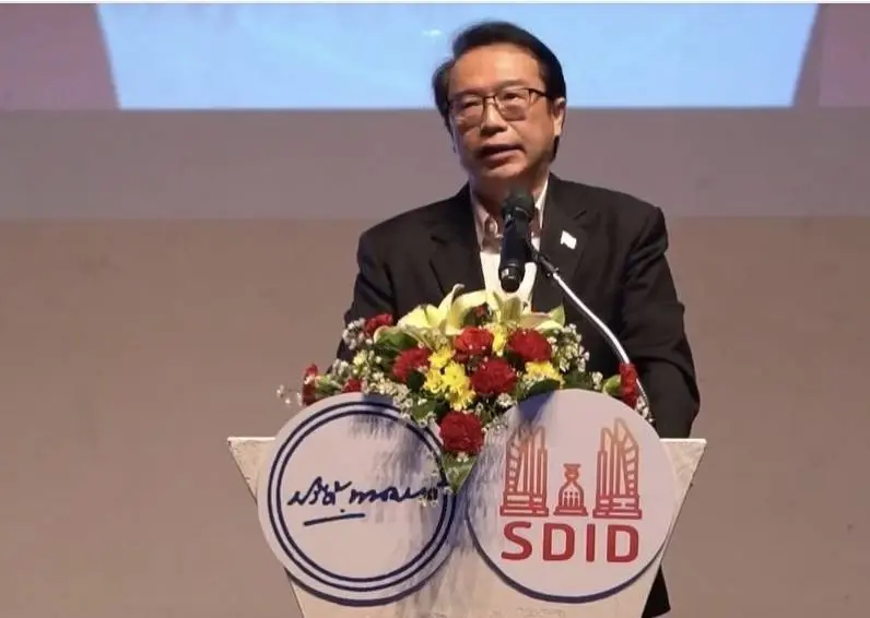 "รศ. ดร. อนุสรณ์ ธรรมใจ" กรรมการวิทยาลัยนานาชาติปรีดี พนมยงค์ มหาวิทยาลัยธรรมศาสตร์ 
