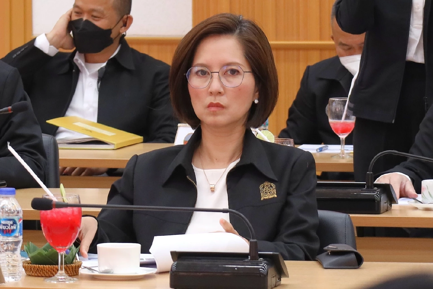 "บิ๊กป้อม" ลุยพื้นที่ "กาฬสินธุ์-ร้อยเอ็ด" ตรวจที่ดินทำกิน-ฟื้นฟูแหล่งน้ำ