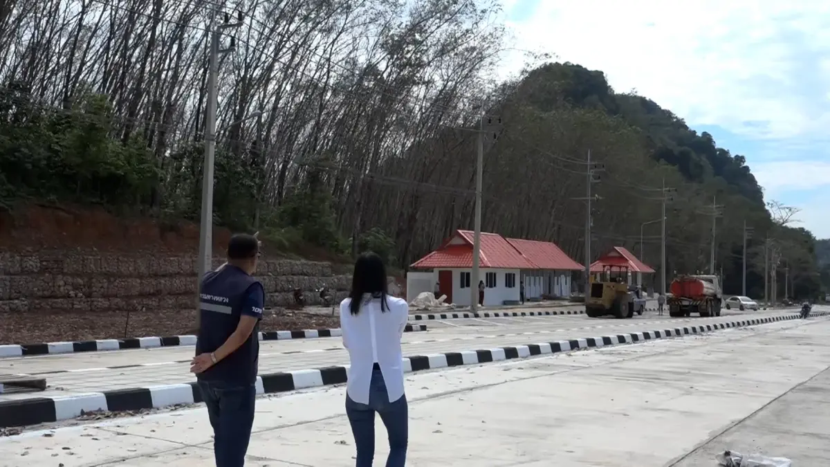 แขวงทางหลวงสตูล มอบของขวัญปีใหม่ เปิดจุดพักรถให้ผู้ใช้รถ-ถนน