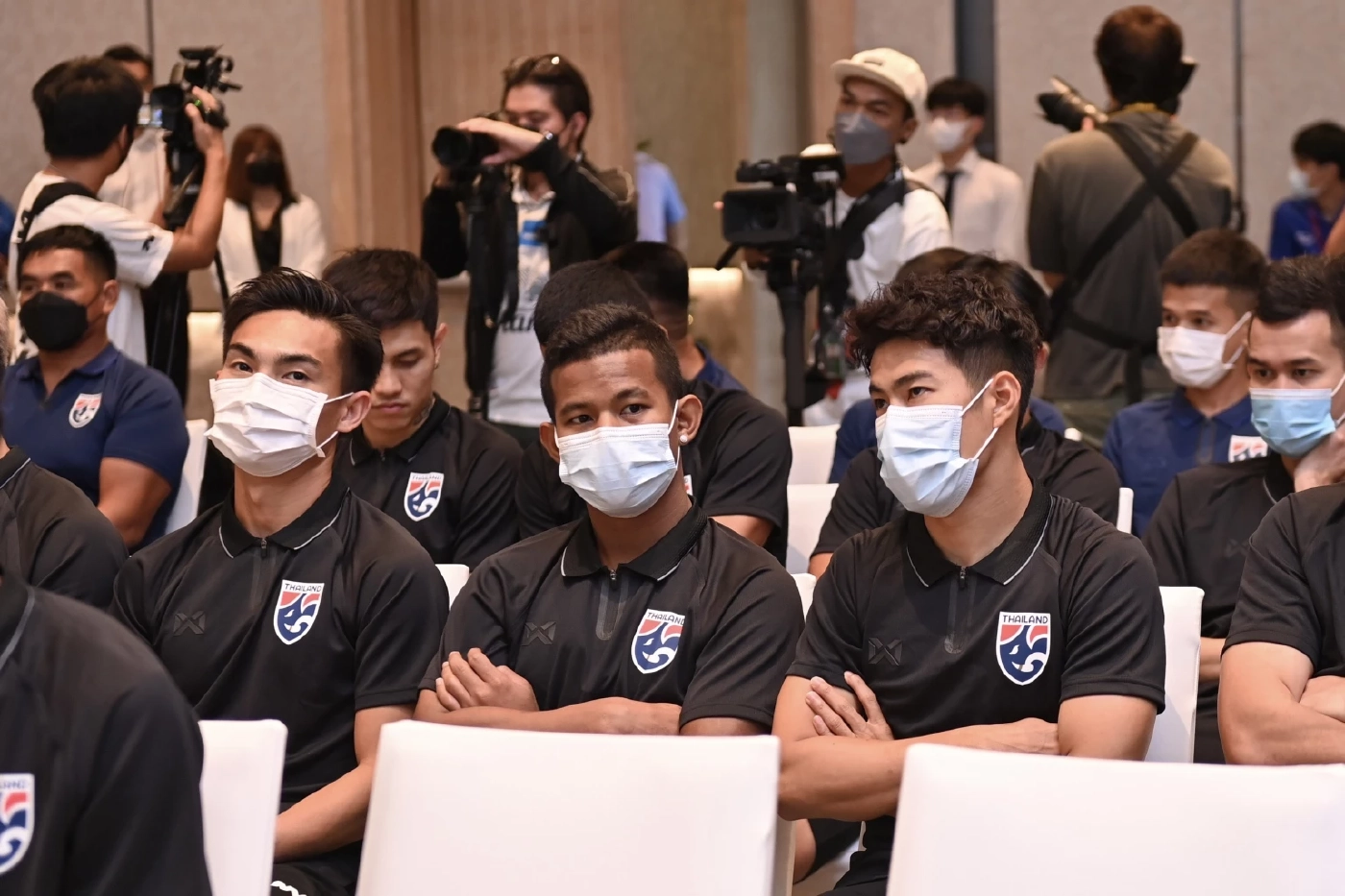 ช้างศึกชุดใหญ่เตรียมป้องกันแชมป์อาเซียน มาดามแป้งตั้ง "ธีราทร" กัปตันทีม