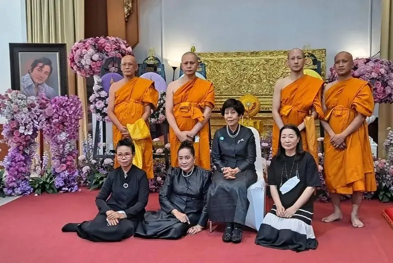 พระราชทานเพลิงศพ “สมบัติ เมทะนี” ศิลปินแห่งชาติ คนบันเทิงร่วมอาลัย