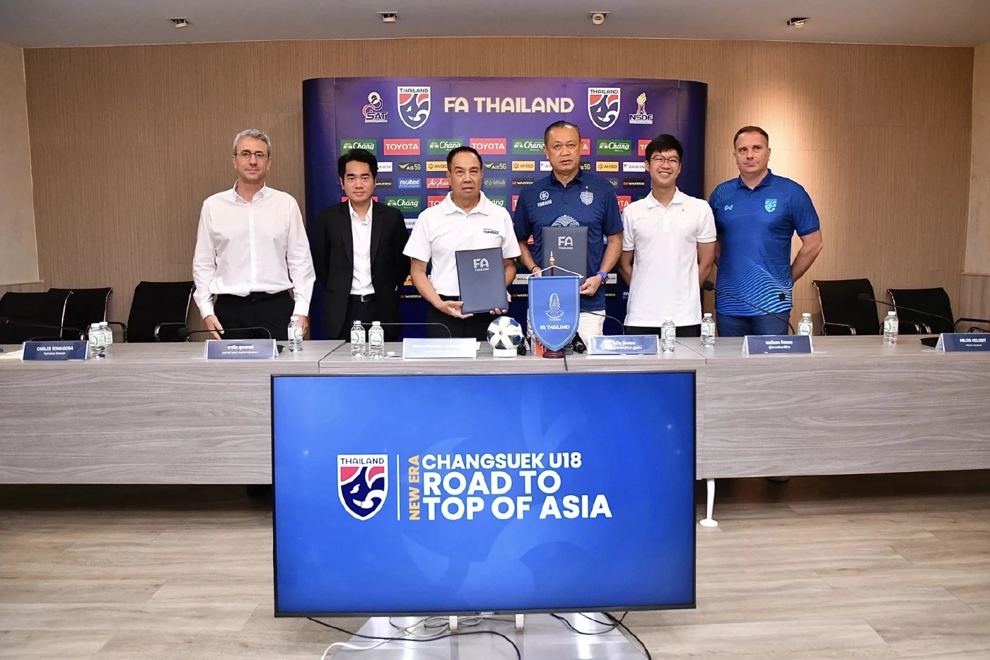 "เนวิน" ย้ำ บุรีรัมย์พร้อมออกเงินเอง สร้างทีมชาติไทย หวังขึ้น TOP10 เอเชีย