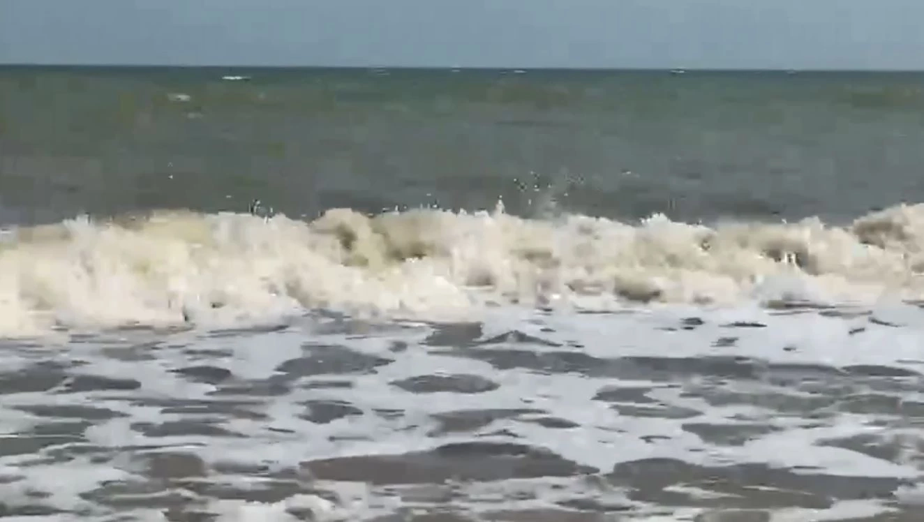 พบร่างผู้เสียชีวิตลอยทะเล เขต จ.สุราษฎร์ธานี ยังไม่ยืนยันว่าเป็นใคร