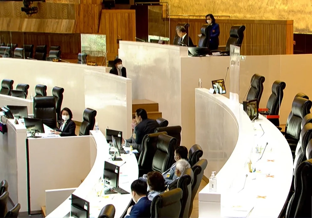 "สภาล่ม" ซ้ำซาก หลังมีความพยายามเลื่อน "ร่างกม.กัญชา" ขึ้นมาพิจารณา