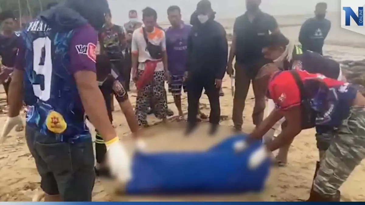 ผงะ! พบศพนิรนามครึ่งท่อน ลอยเกยตื้นชายหาดท่าชนะ