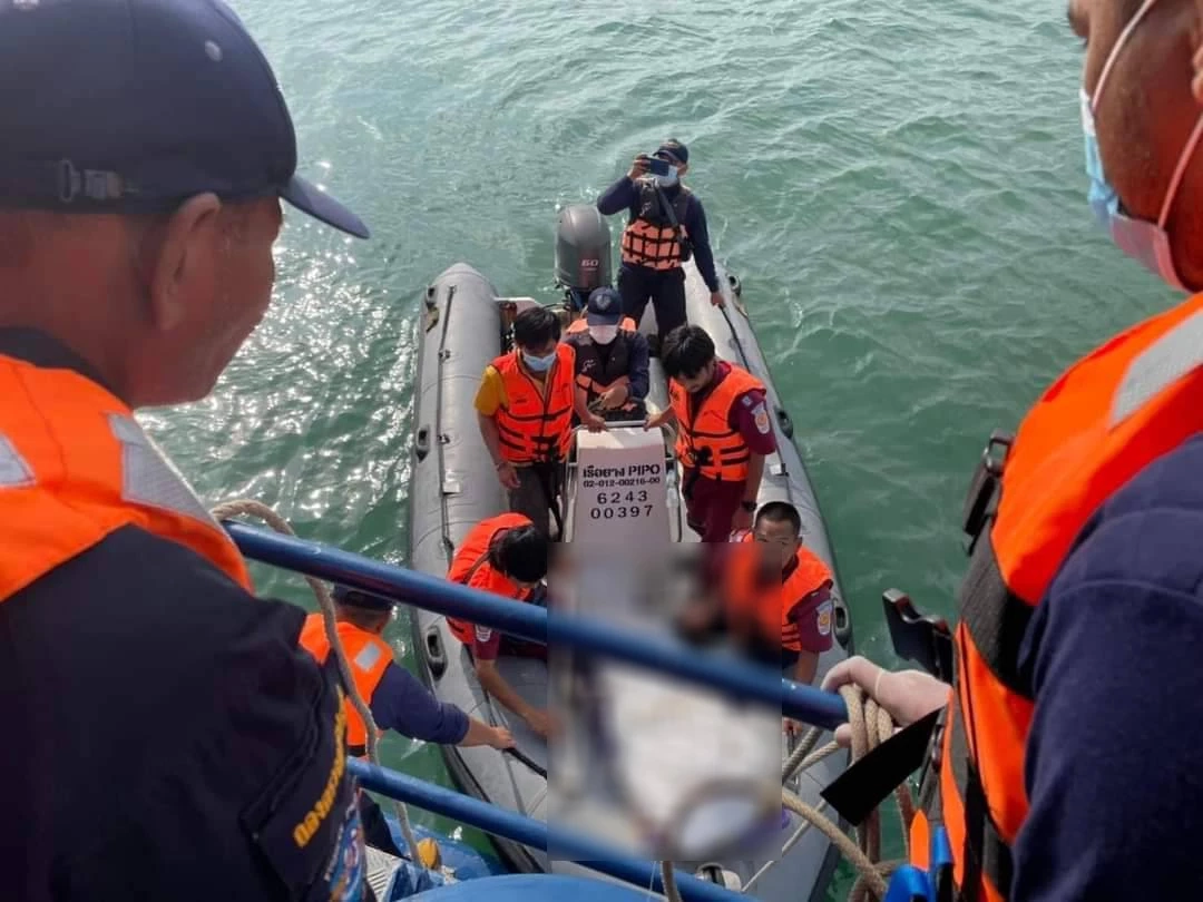 ภาพผู้เสียชีวิตรายที่ 3 ที่พบบริเวณเกาะเสม็ด จ.ชุมพร