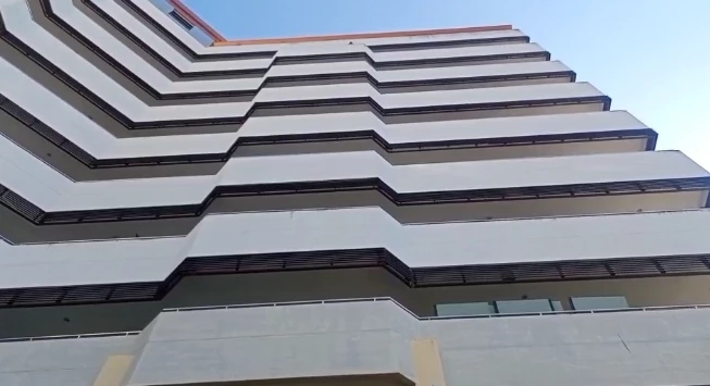 สาวปริศนา! ดิ่งตึกชั้น 9 มหาวิทยาลัยชื่อดังเสียชีวิต