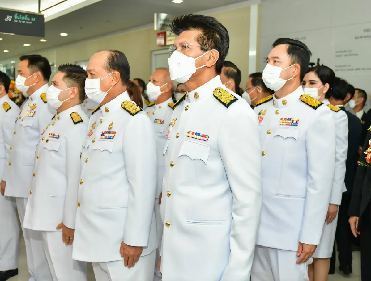 “นายกฯ” นำ ครม. ลงนามถวายพระพร "เจ้าฟ้าพัชรกิติยาภาฯ"  รพ.จุฬาลงกรณ์