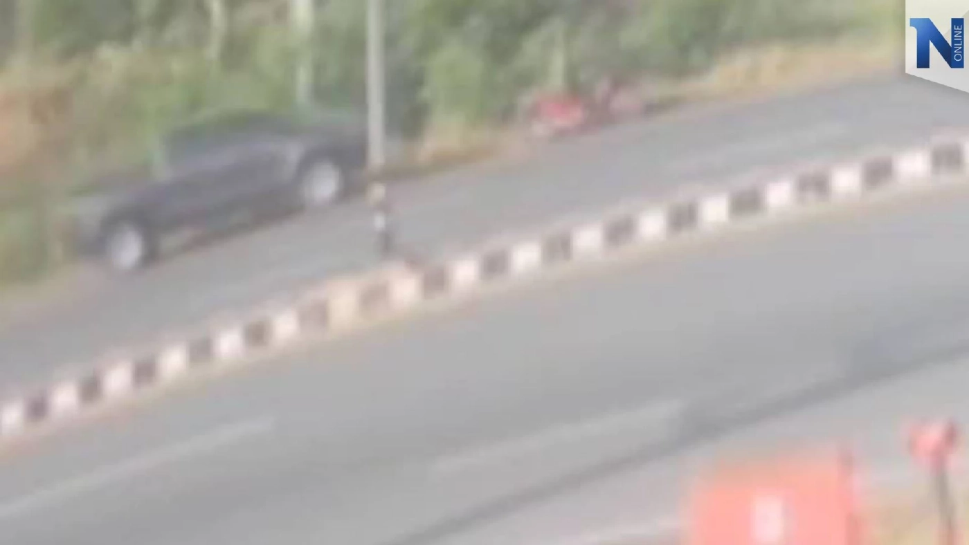 รถกระบะชนซาเล้งดับ กระเด็นไปโดนรถเสียหายอีก 5 คัน  (มีคลิป)