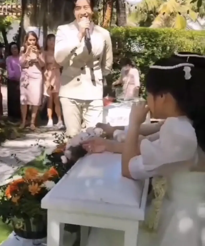 โย่ง อาร์มแชร์