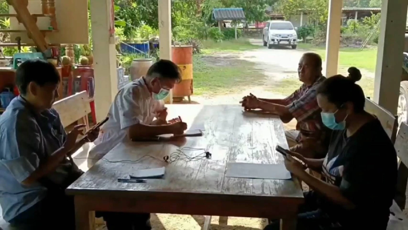 สาววัย 18 รุมยำสาว ป.6 เหตุเพียงซ้อน จยย. แฟนหนุ่ม ซ้ำโพสต์คลิปประจาน (มีคลิป)