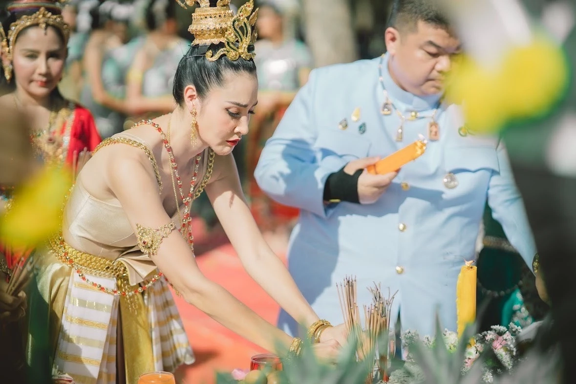 วรรณษา ทองวิเศษ