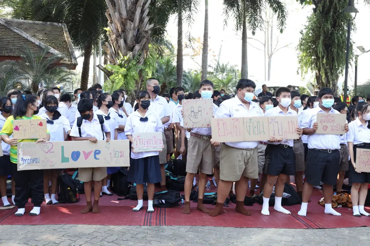 โดนใจ! ชาวบ้าน อวย "บิ๊กป้อม" พูดจริงช่วยจริง มีน้ำใช้ไม่แล้ง