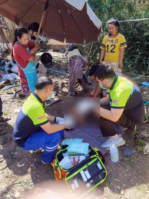 ตูมสนั่น! 2 พ่อลูก เตรียมพลุตะไลงานศพ เกิดระเบิดคามือ ดับ 1 เจ็บ 1