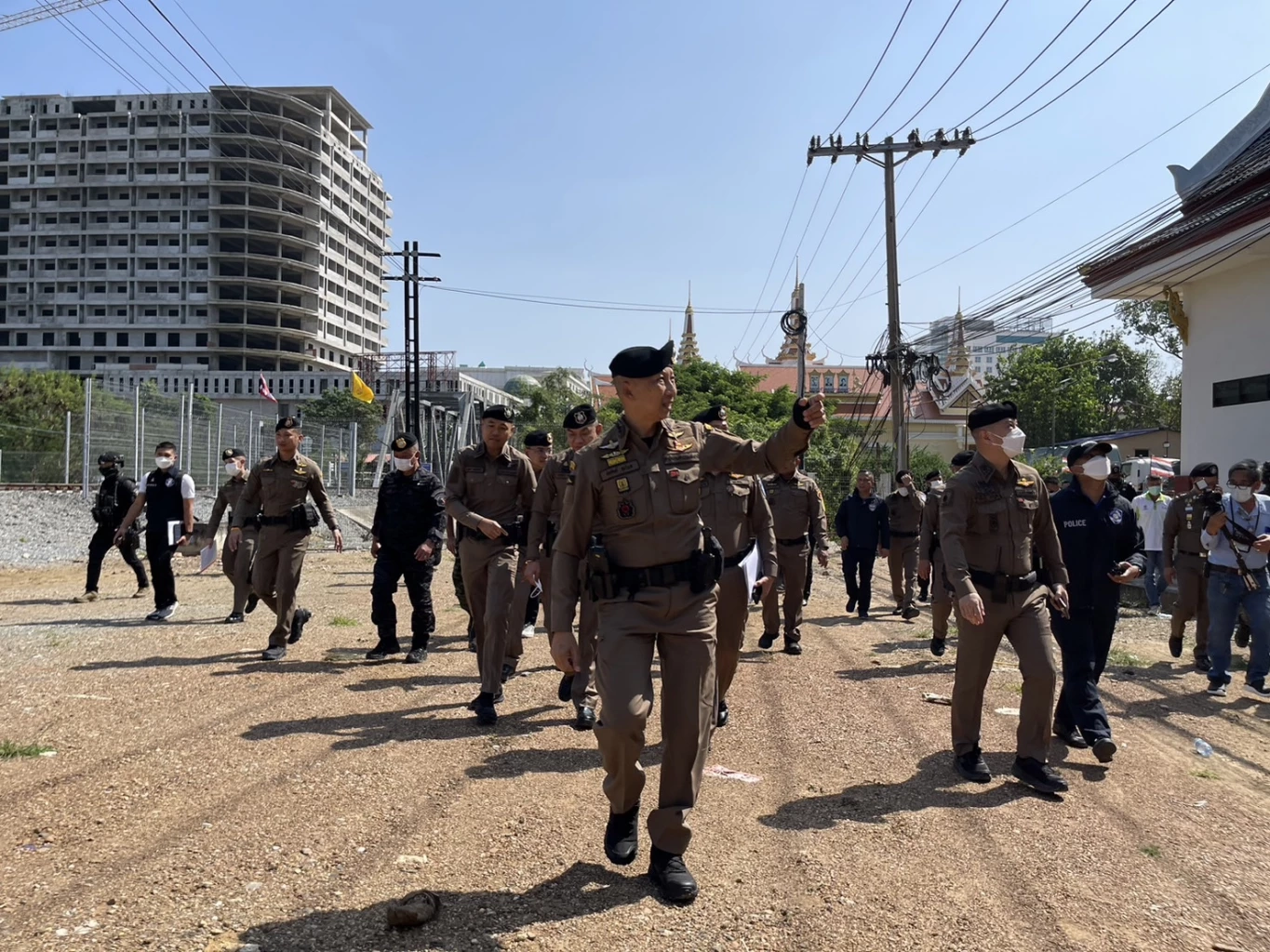 "บิ๊กต่อ" ปูพรม 6 จุด เปิดปฏิบัติการตัดวงจรซิม - สาย - เสา สกัดแก๊งคอลเซ็นเตอร์