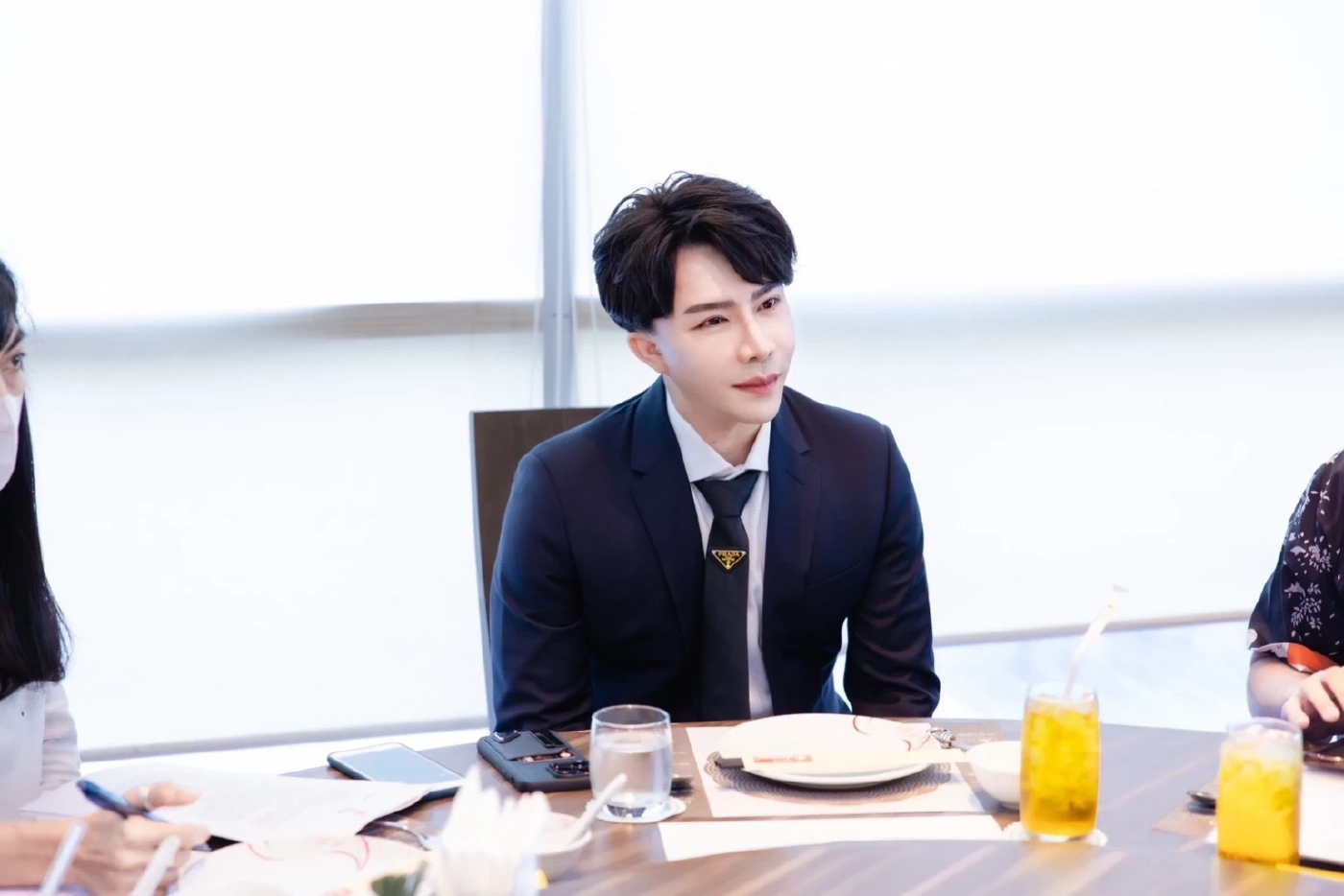 ดิไอคอน: พร้อมเดินหน้าทุ่มงบกว่า 3 พันล้าน  เพื่อพัฒนา “ศูนย์การเรียนรู้ธุรกิจออนไลน์” เร่งสร้างนักขายมืออาชีพ